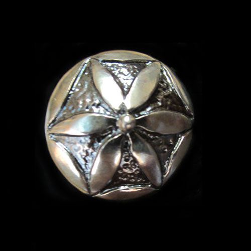 Pin plata motivo celta flor galana